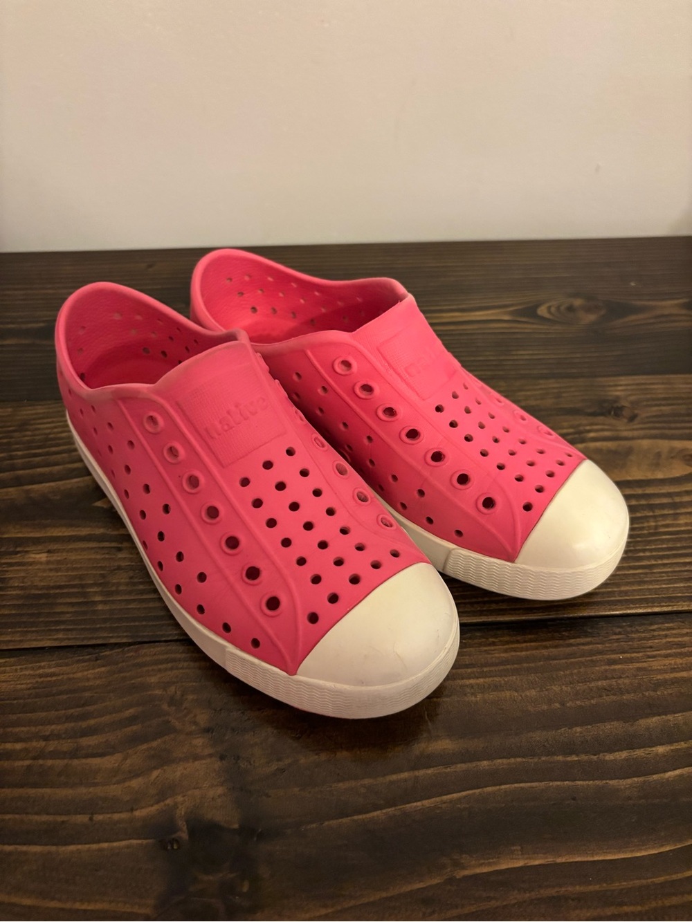Native Shoes Kids Bubblegum Pink Slip-On Water Shoe with White Toe